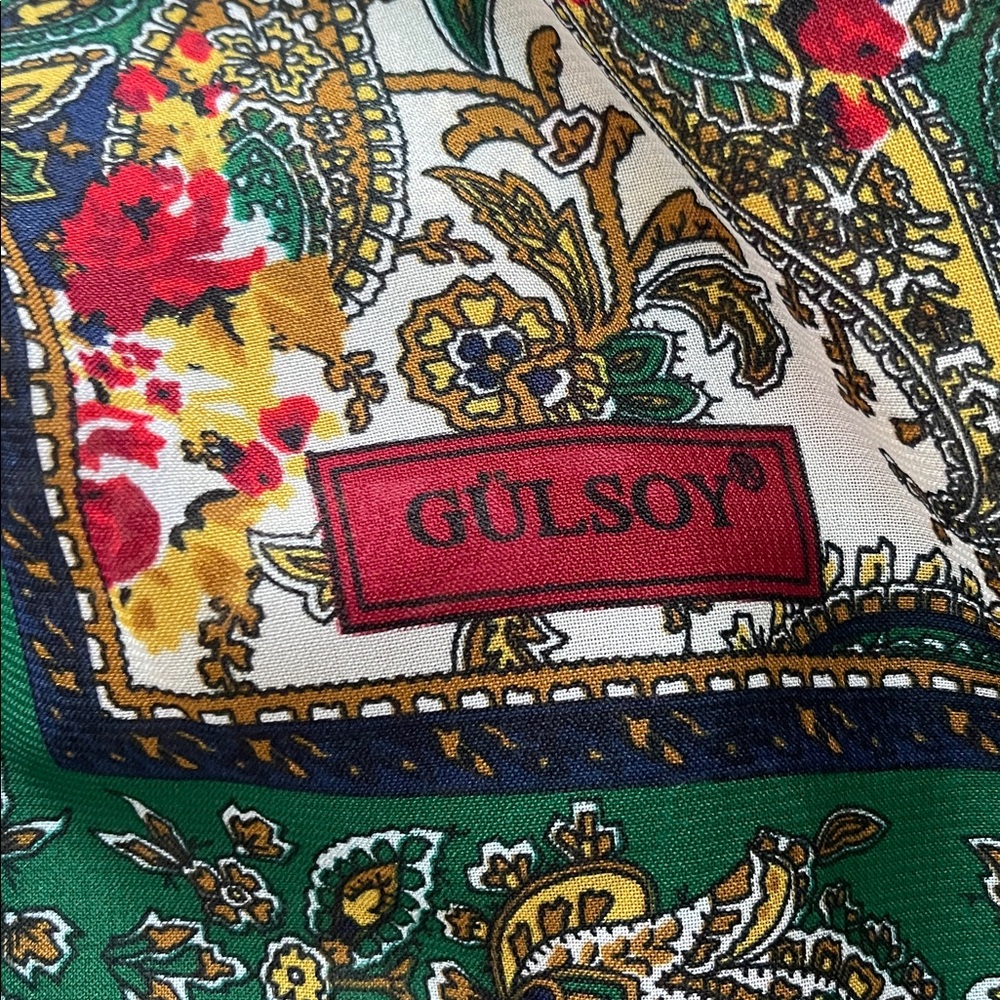 Elegant Multicolor Paisley Chiffon Square Scarf EUC - Picture 4 of 4